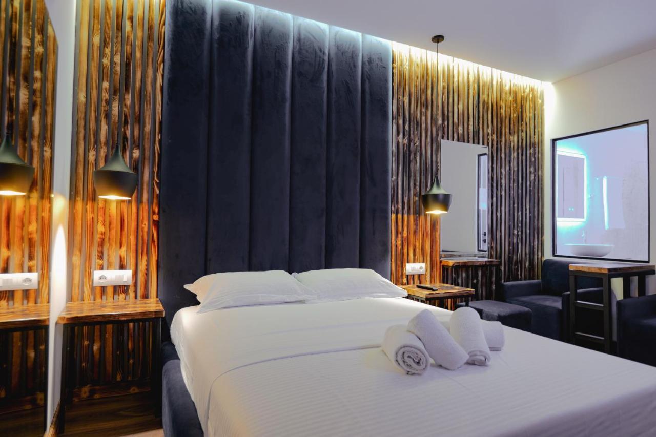 Deluxe Double Room,1382593616:JPEG