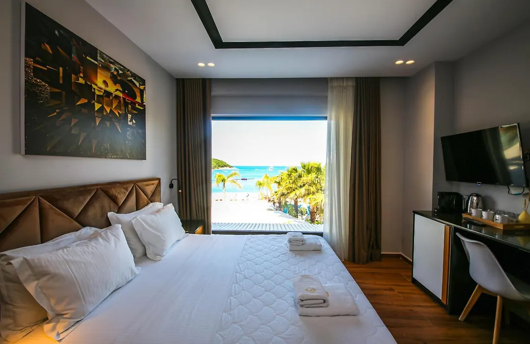 King Hotel Ksamil-1